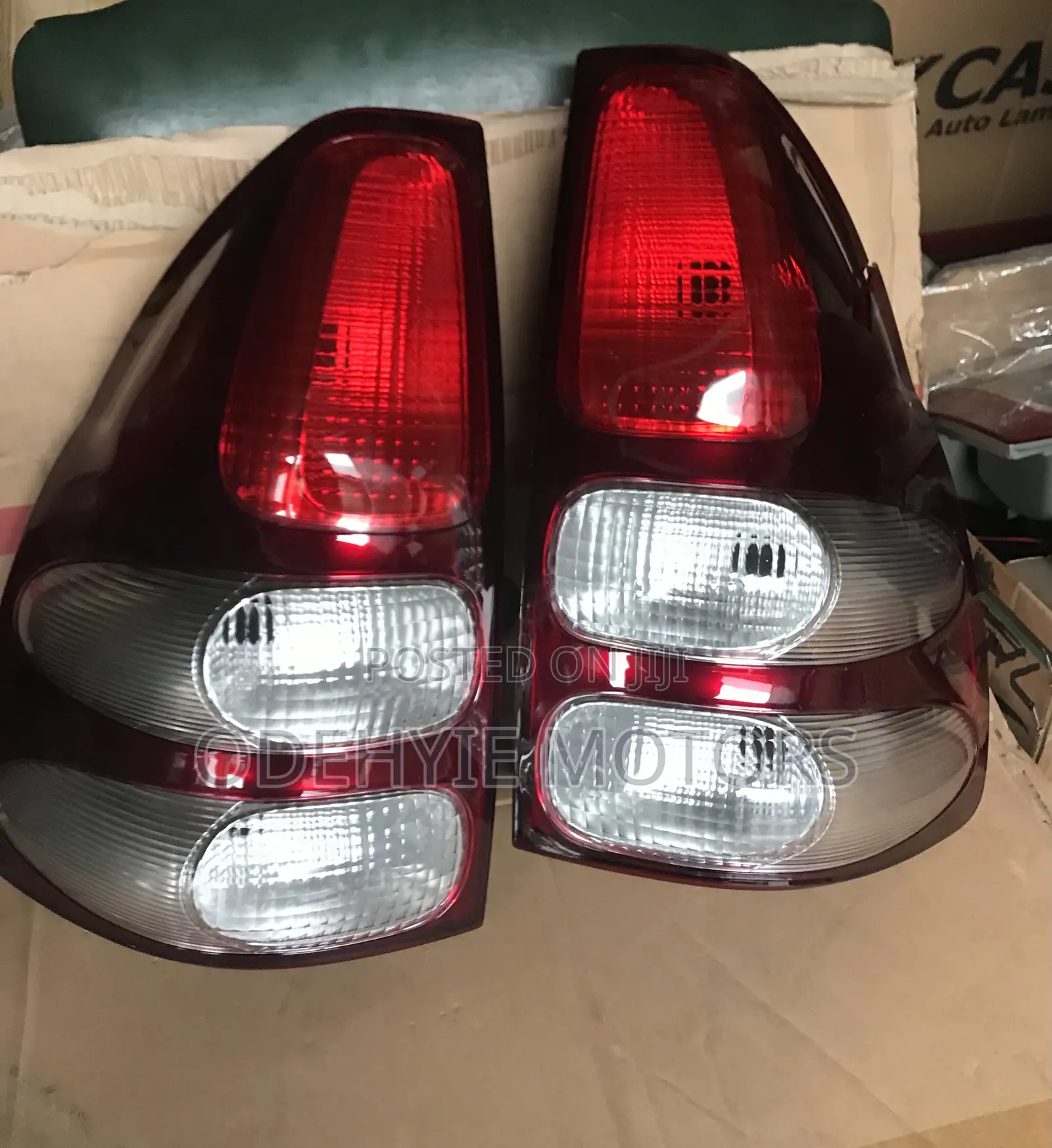 Toyota Land Cruiser Prado 2005 Taillight