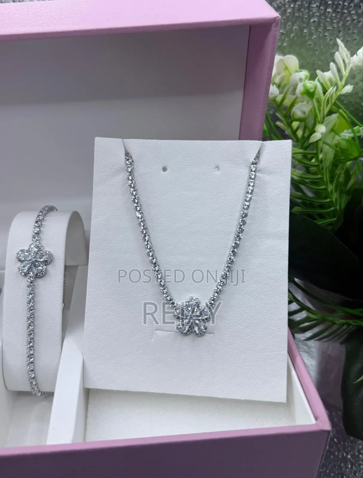 Classic Ladies Jewelry
