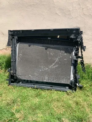 2018- 2020 Rr Velar Complete Radiator