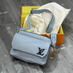 Photo - Louis Vuitton Crossbody Bag for Gentlemen