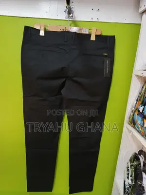 Photo - A Black Tommy Hilfiger Khaki Trourser That Looks Good