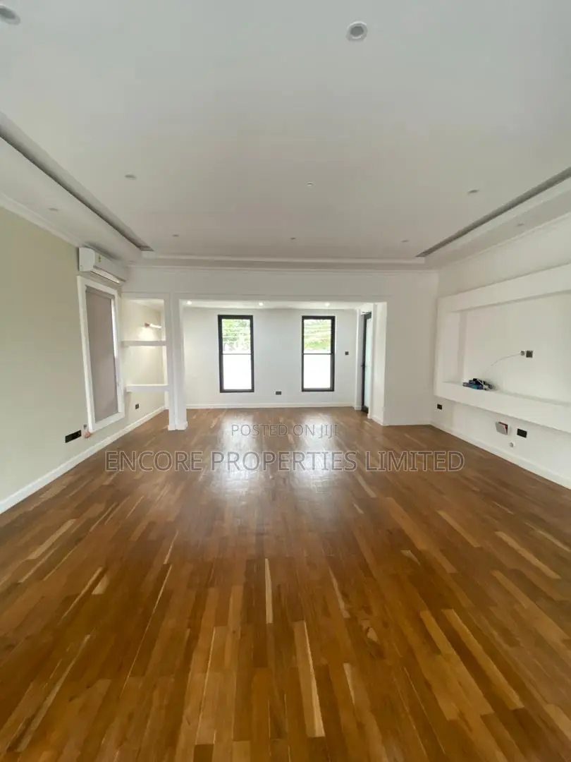 4bdrm Mansion in Encore Properties, Coffee Shop Area for rent