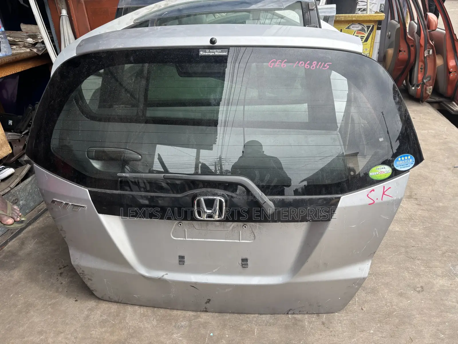 Honda Fit 2010-2012 Booth / Trunk