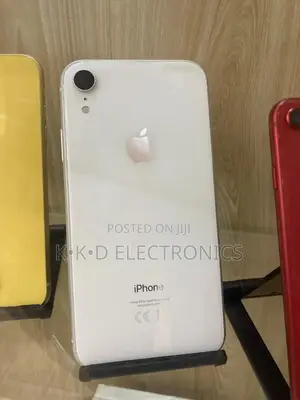 New Apple iPhone XR 64 GB White