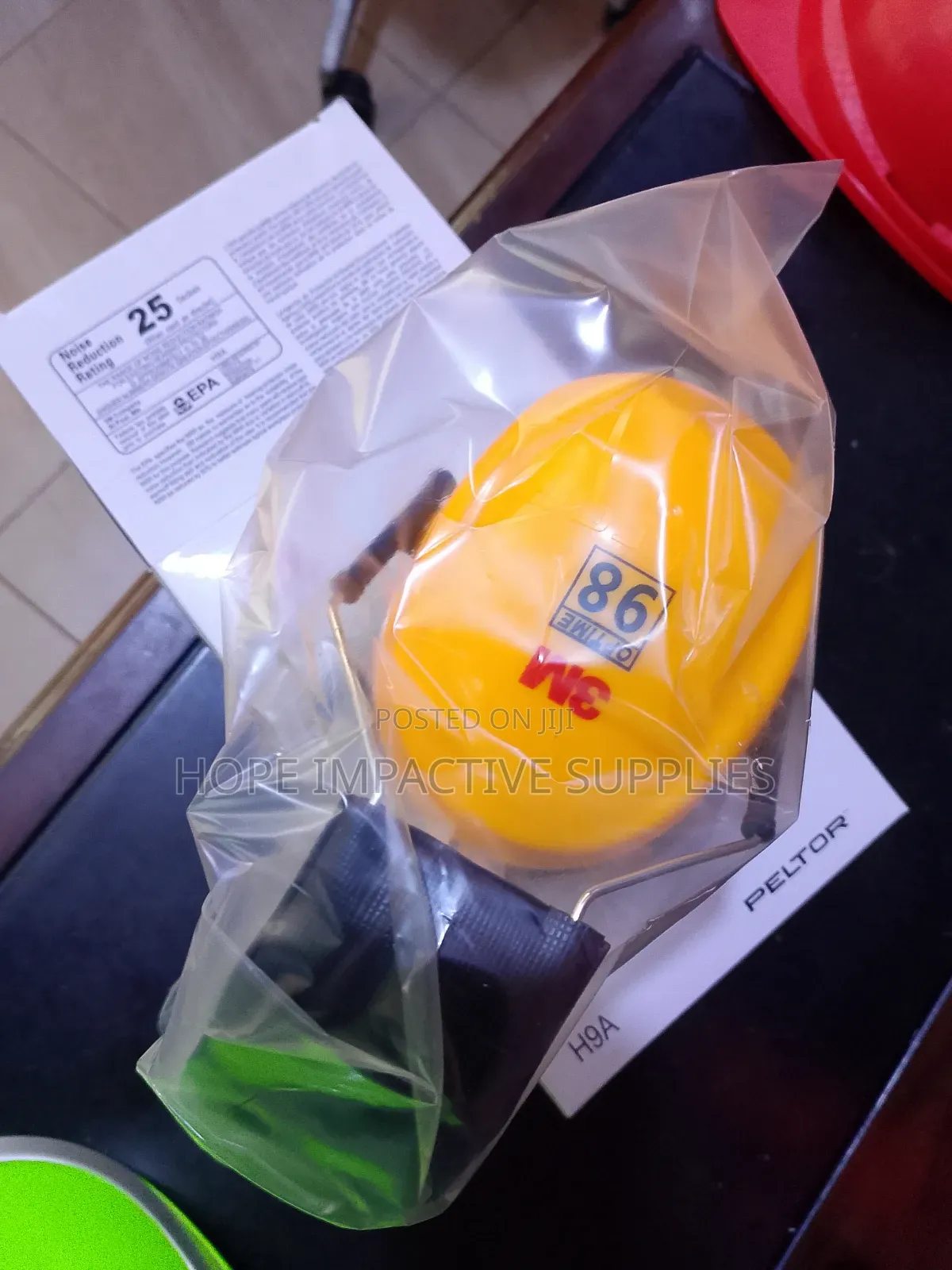 3m Earmuff, Optime 98.
