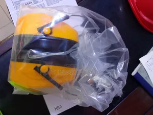 3m Earmuff, Optime 98.
