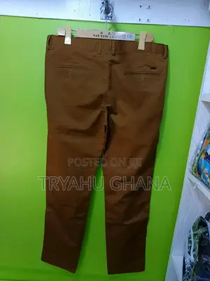 Zara Brown Khaki Trousers All-day Wear