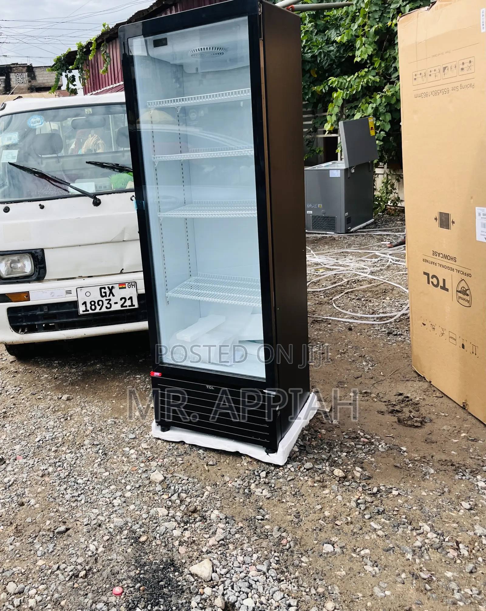Awesome TCL F305cb Single Door Electric Display Fridge.