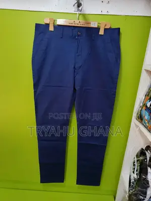 Photo - Polo Khaki Trousers For Smooth Feel