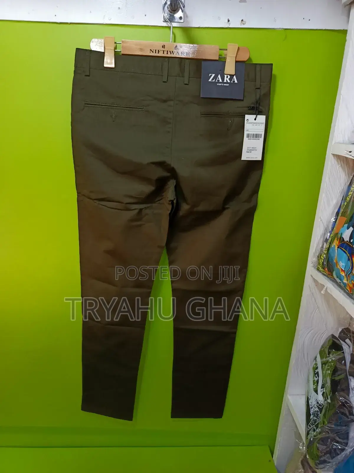 Khaki Trousers To Wear Smart