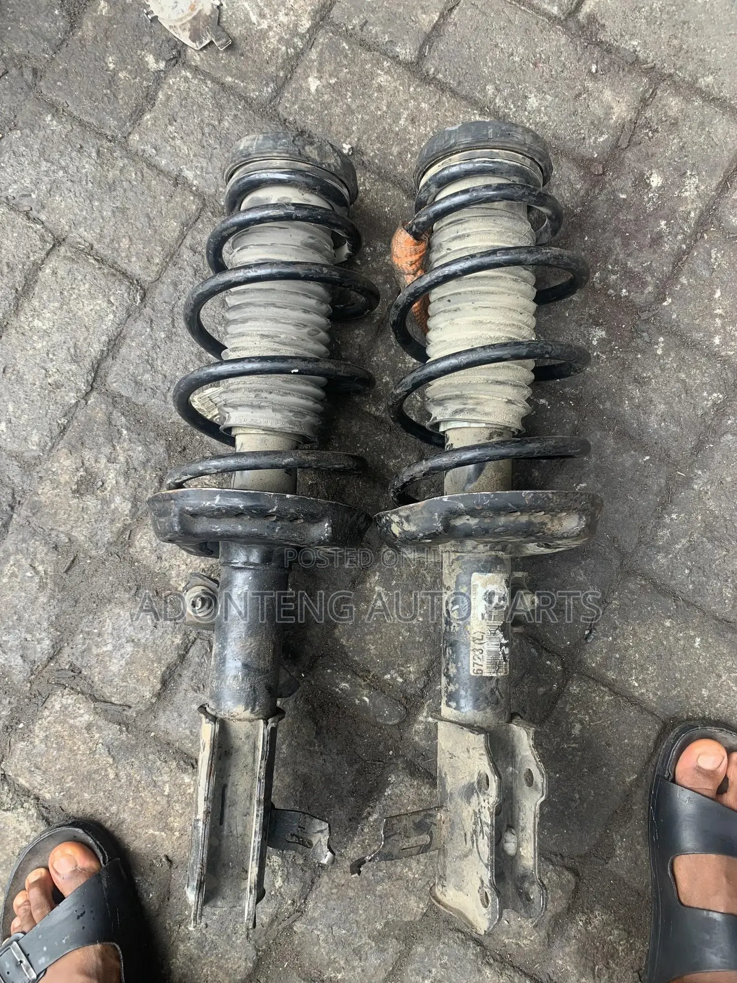 Chevrolet Cruze 2008-2016 Front Shock Absorbers
