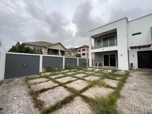 4bdrm House in East Legon Trassaco, Boundary Road Area for rent