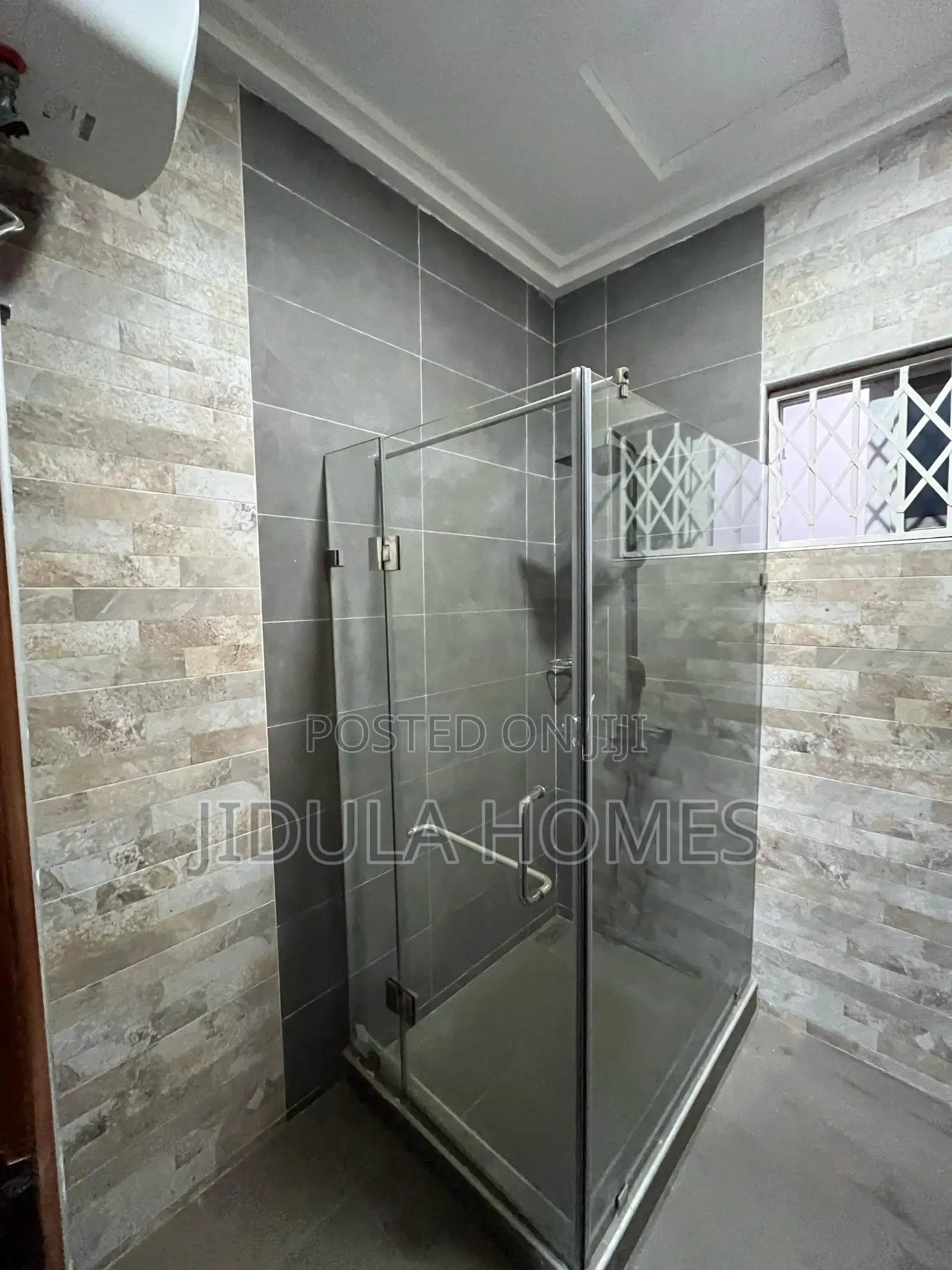 4bdrm House in East Legon Trassaco, Boundary Road Area for rent