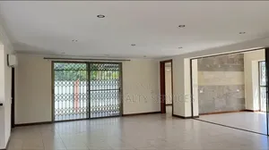 5bdrm House in Seekers Realty, Cantonments for rent