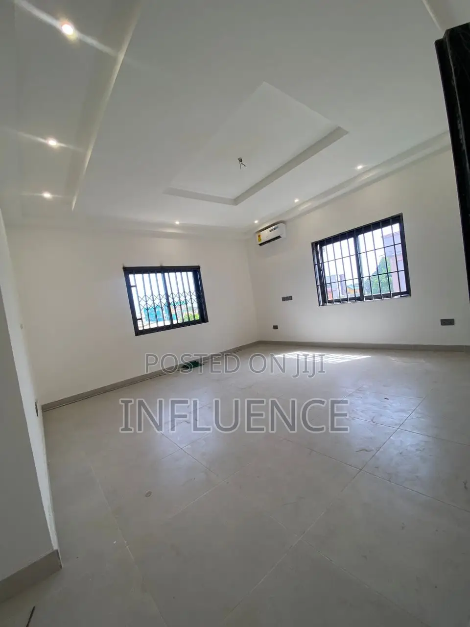 4bdrm House in Palace Mall Area, East Legon for sale
