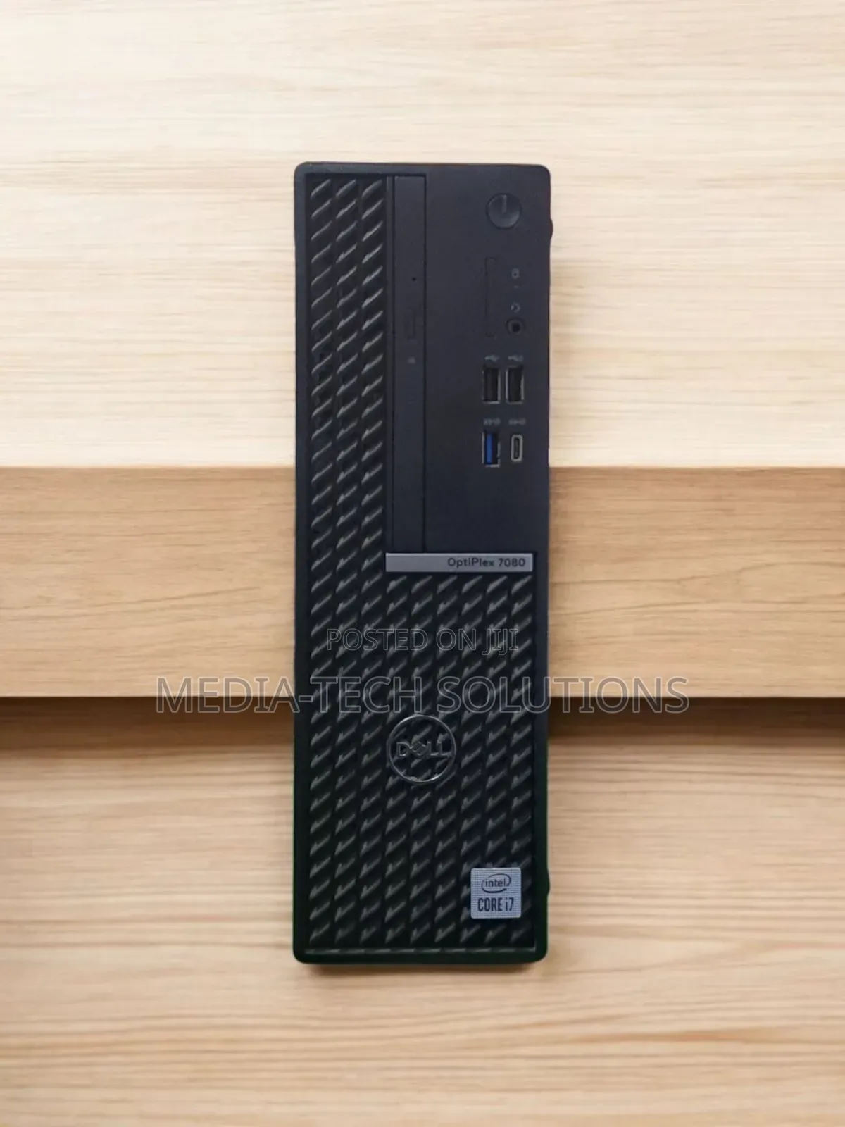 Desktop Computer Dell Optiplex 7070 16GB Intel Core I7 SSD 512GB