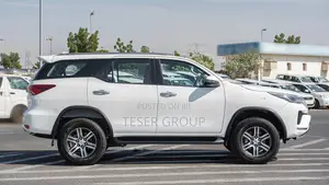 New Toyota Fortuner 2.7 AWD 2024 White