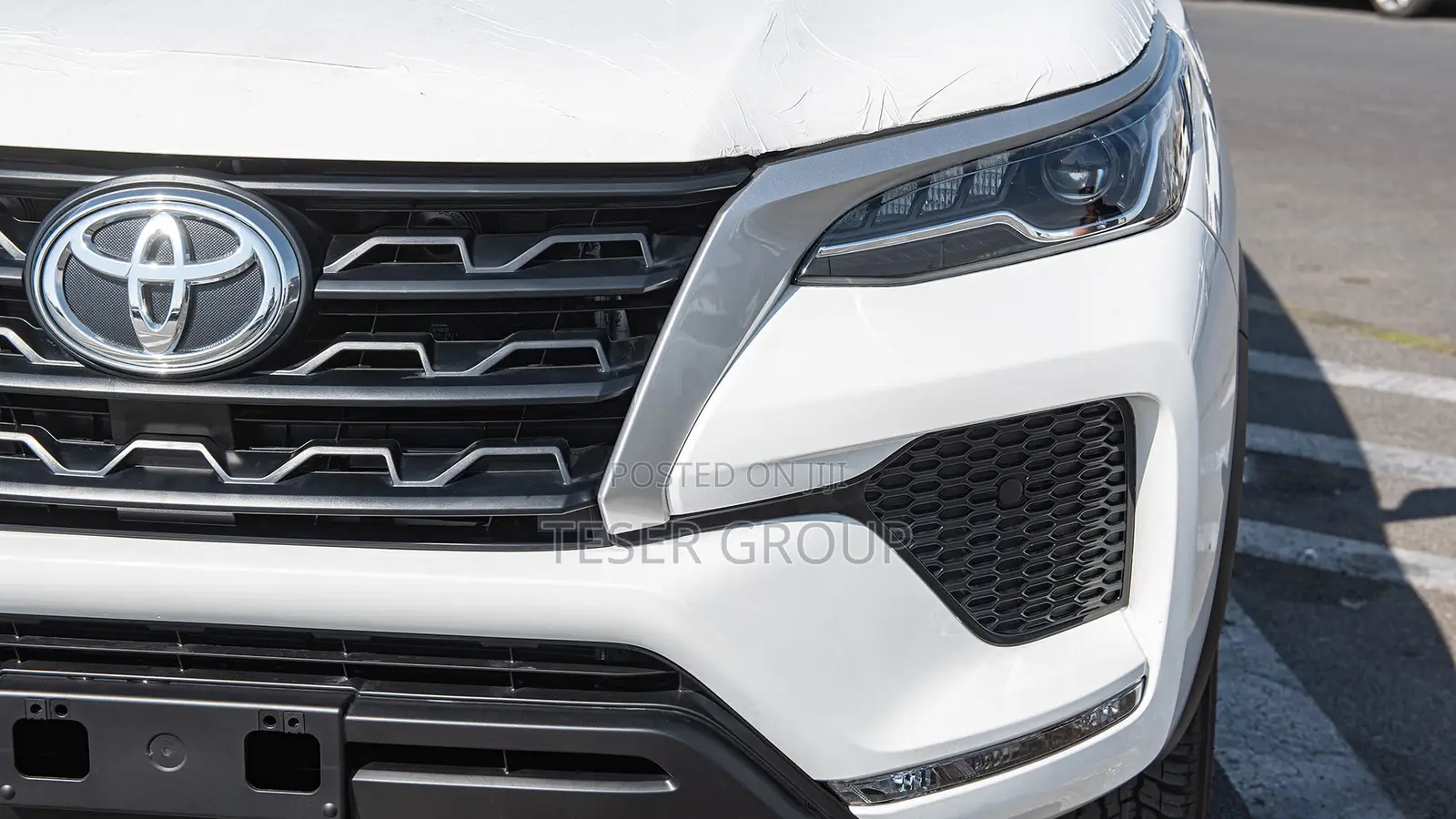 New Toyota Fortuner 2.7 AWD 2024 White