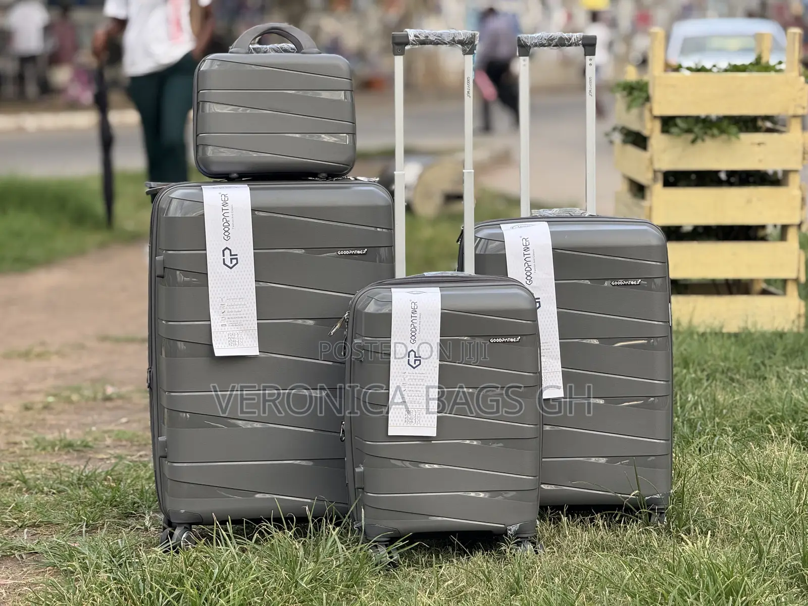 Large Capacity, Lightweight Suitcase, Universal Wheels,