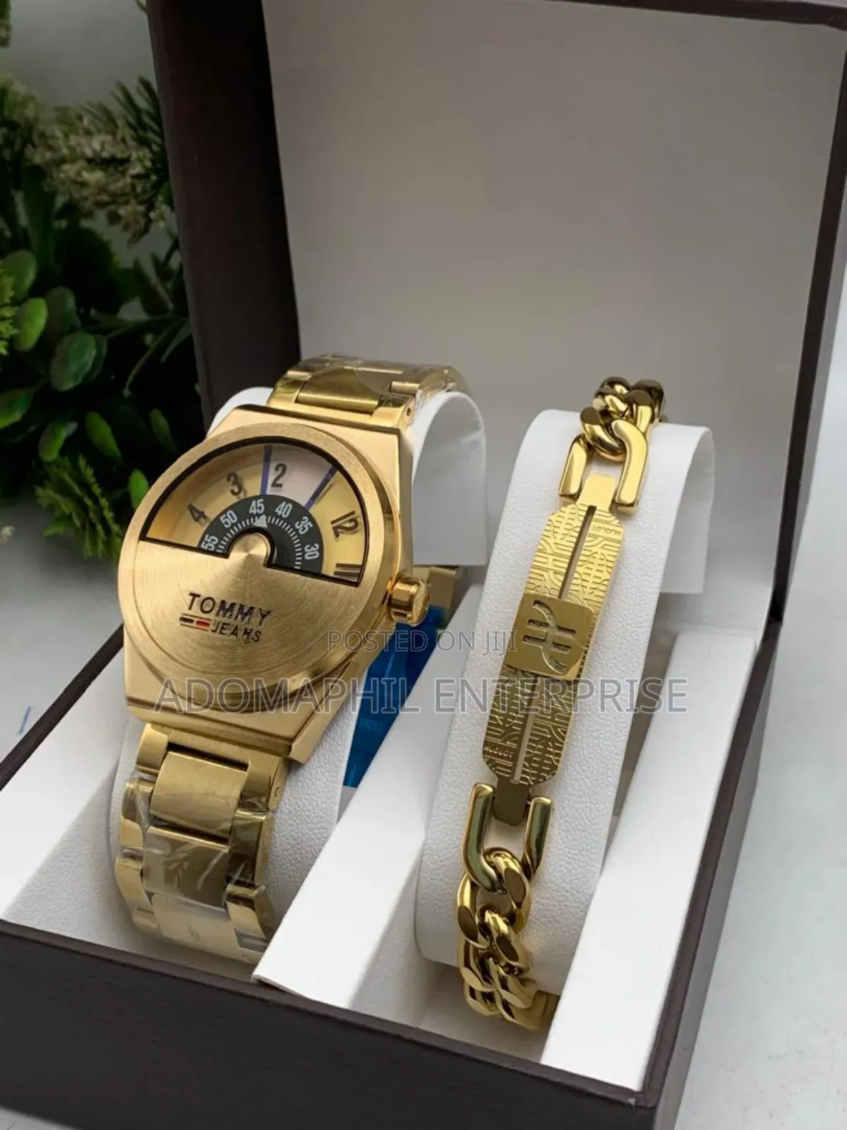 Tommy Jeans Watch And Bracelet Set