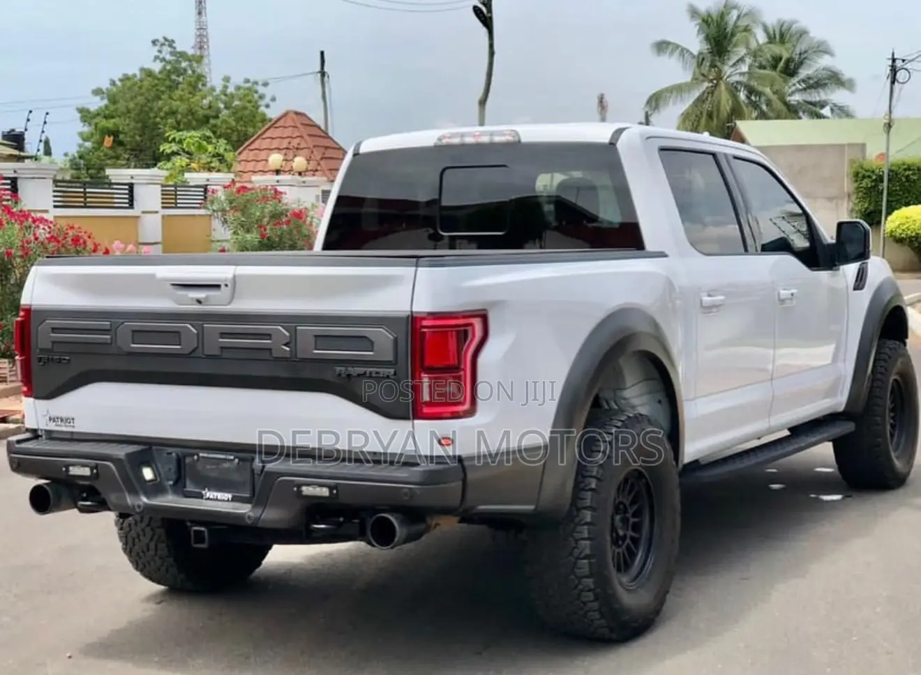 Ford F-150 Raptor 2021 White