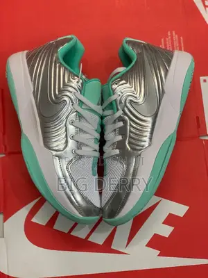 Ja 2 Basketball Shoe