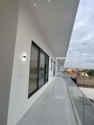 4bdrm House in School Junction, Ashaley Botwe for sale