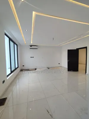 4bdrm House in School Junction, Ashaley Botwe for sale