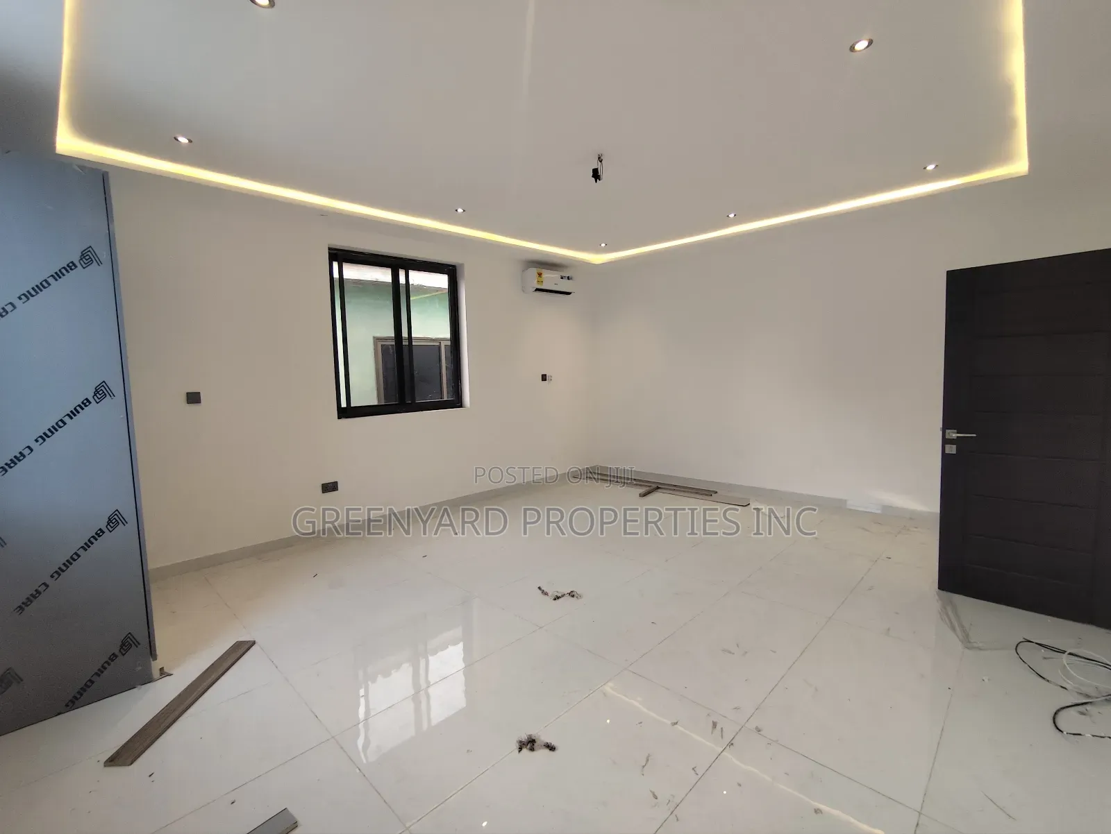 4bdrm House in School Junction, Ashaley Botwe for sale