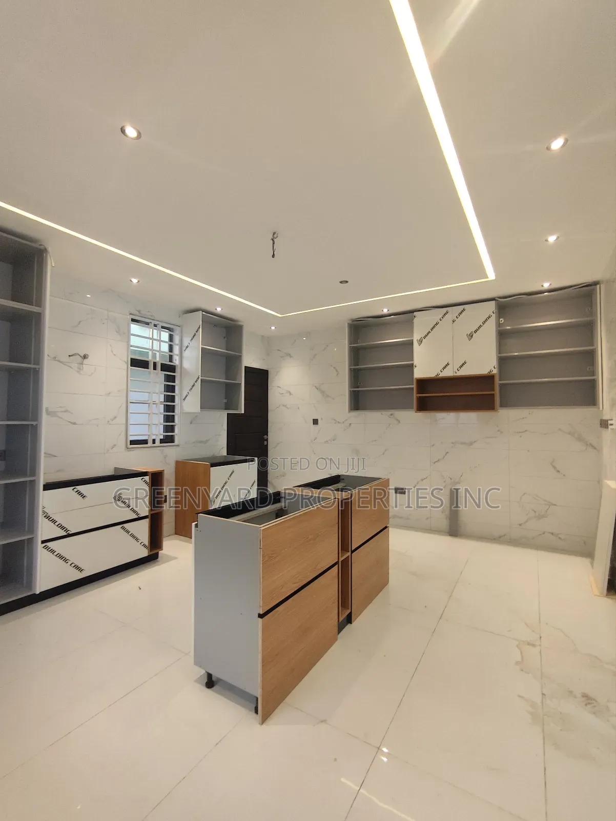 4bdrm House in School Junction, Ashaley Botwe for sale