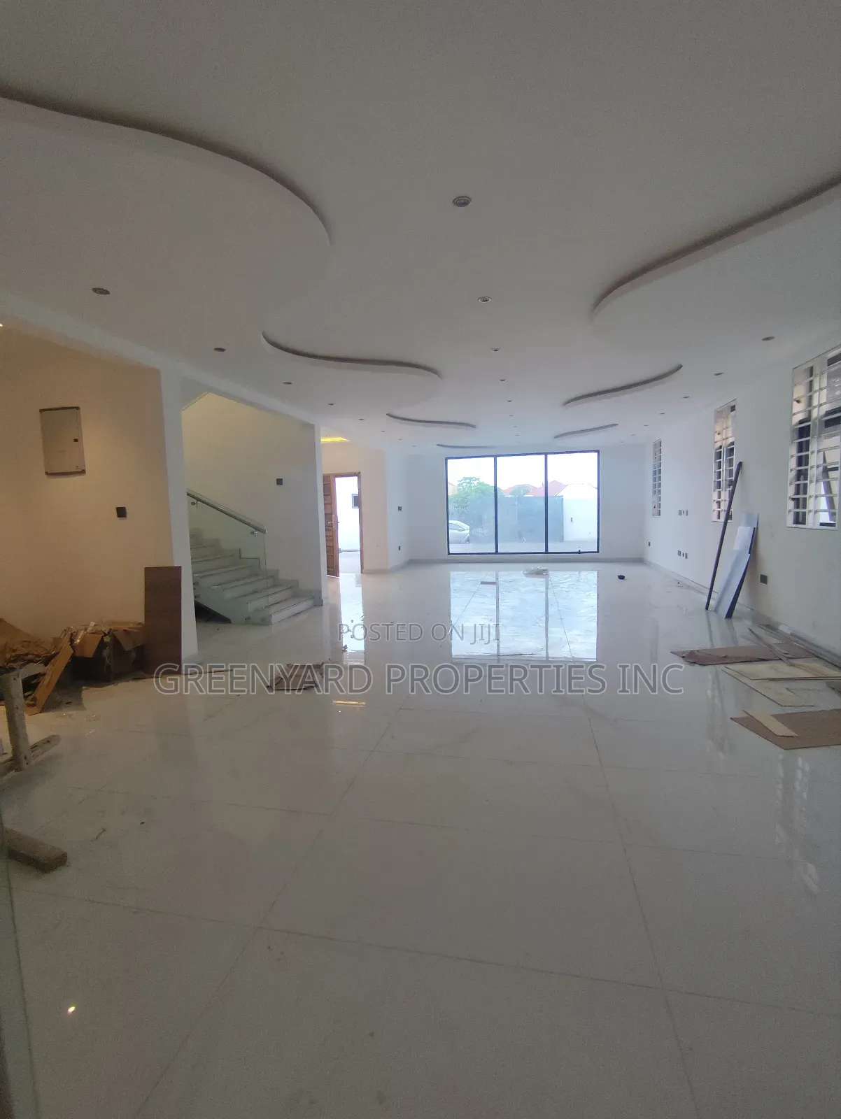 4bdrm House in School Junction, Ashaley Botwe for sale