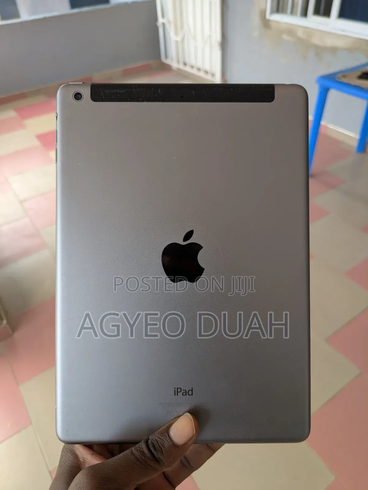 Apple iPad Air 32 GB Gray