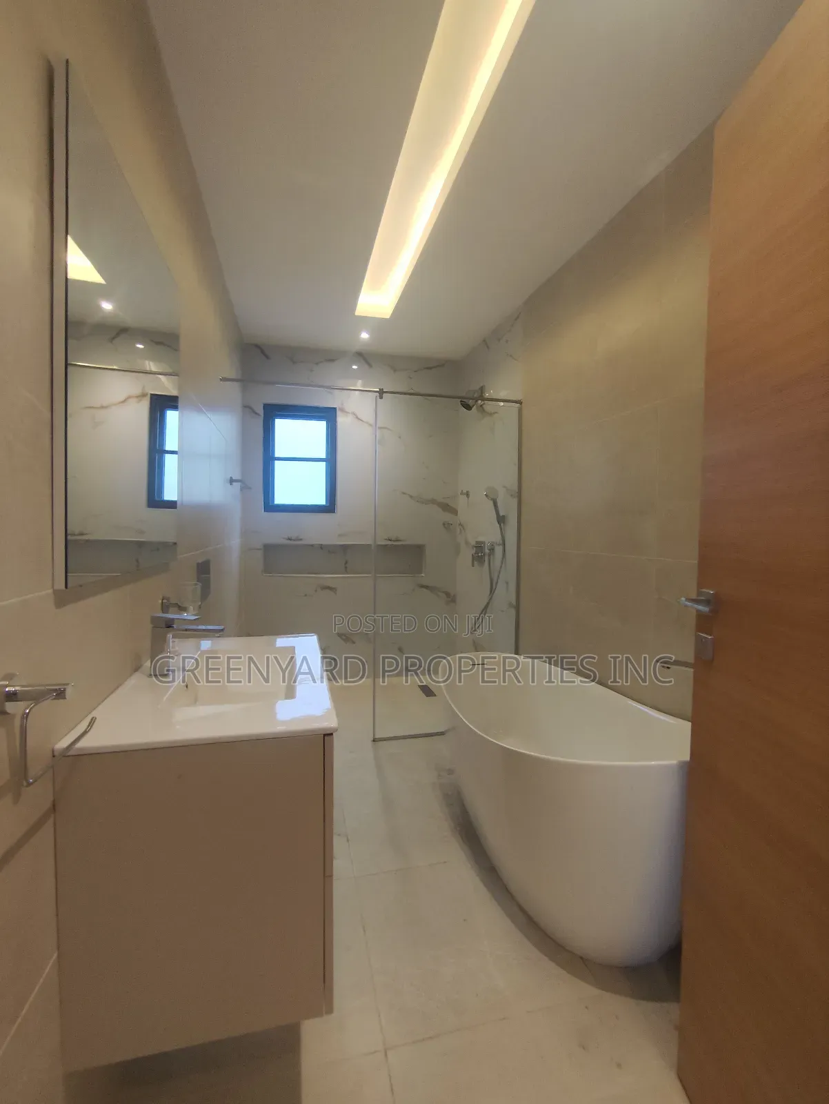 4bdrm House in West Trasacco, East Legon for sale