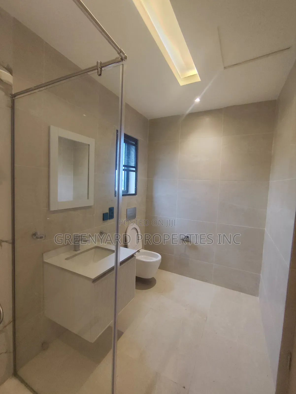 4bdrm House in West Trasacco, East Legon for sale