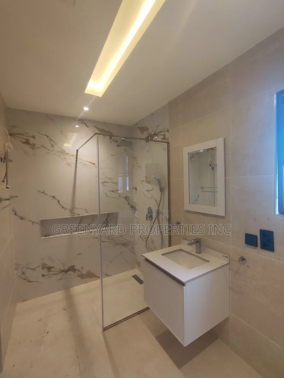 4bdrm House in West Trasacco, East Legon for sale