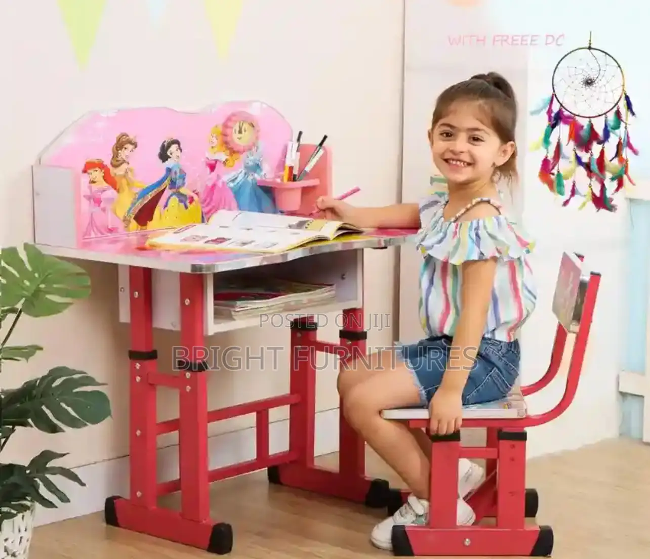 Quality Foreign Kids Learning Or Studying Table /Desks