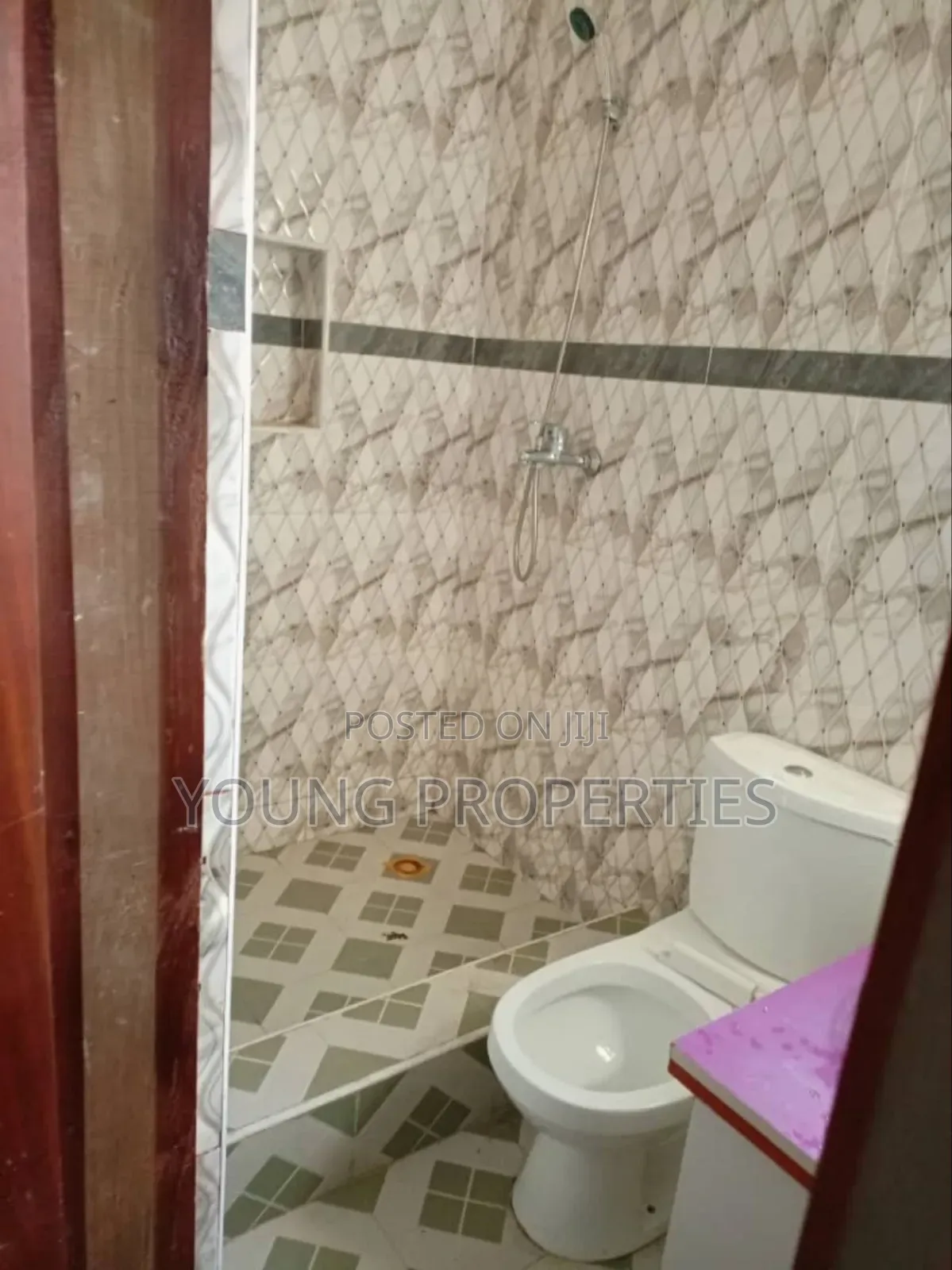 2bdrm House in Kasoa Nurses for sale