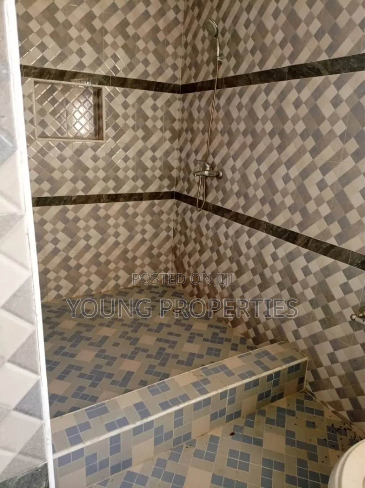 2bdrm House in Kasoa Nurses for sale