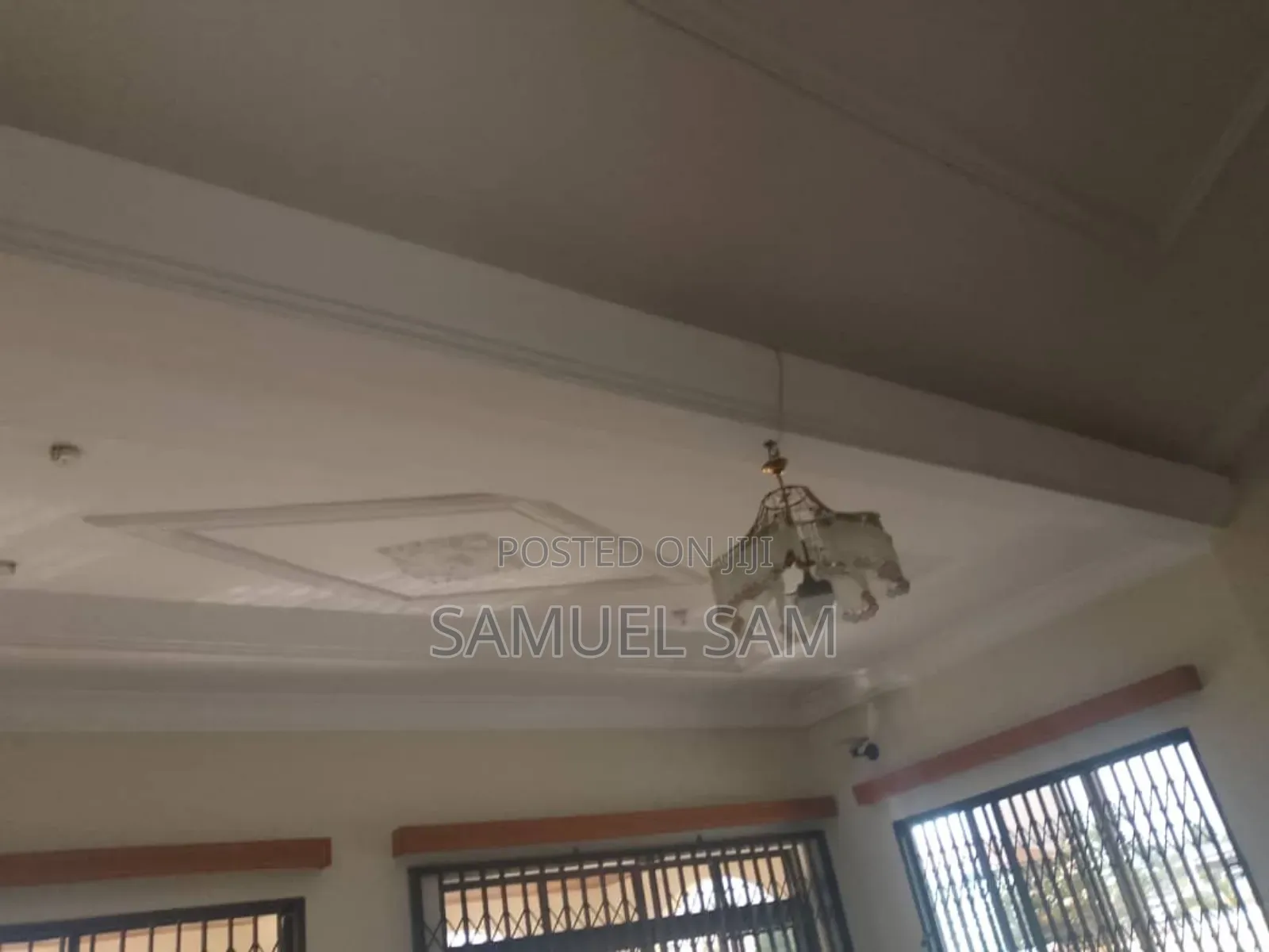 4bdrm House in Sos, Tema Metropolitan for rent
