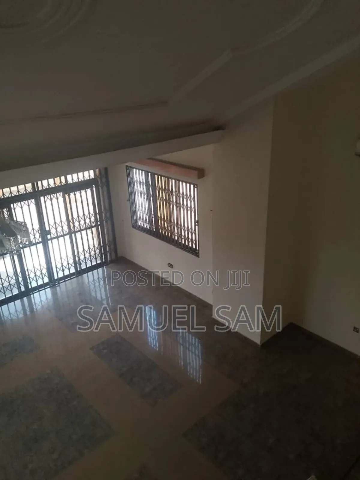 4bdrm House in Sos, Tema Metropolitan for rent