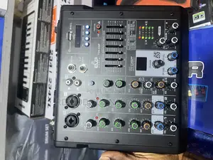 Mixer 4 Channel
