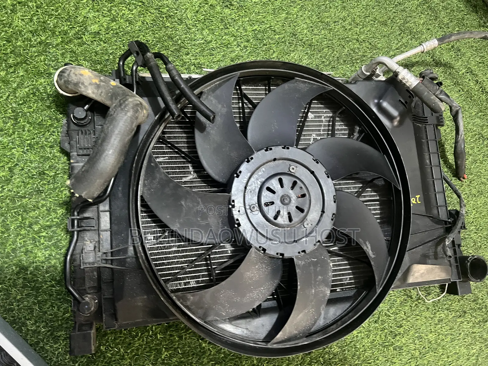 W203 -C 230 Water Tank and Fan Complete