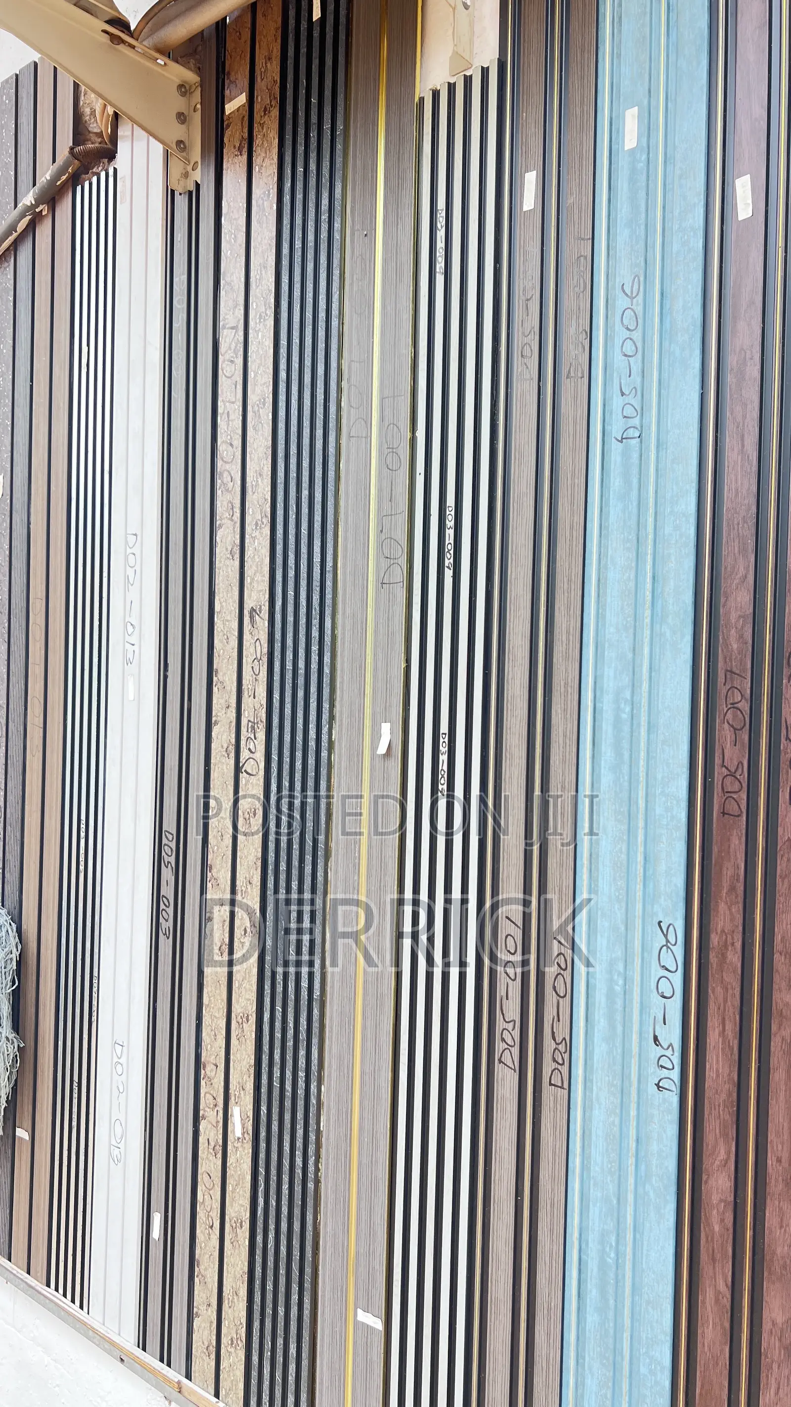 Luxury Fluted Wall Panel for Living Area, Office Facade.