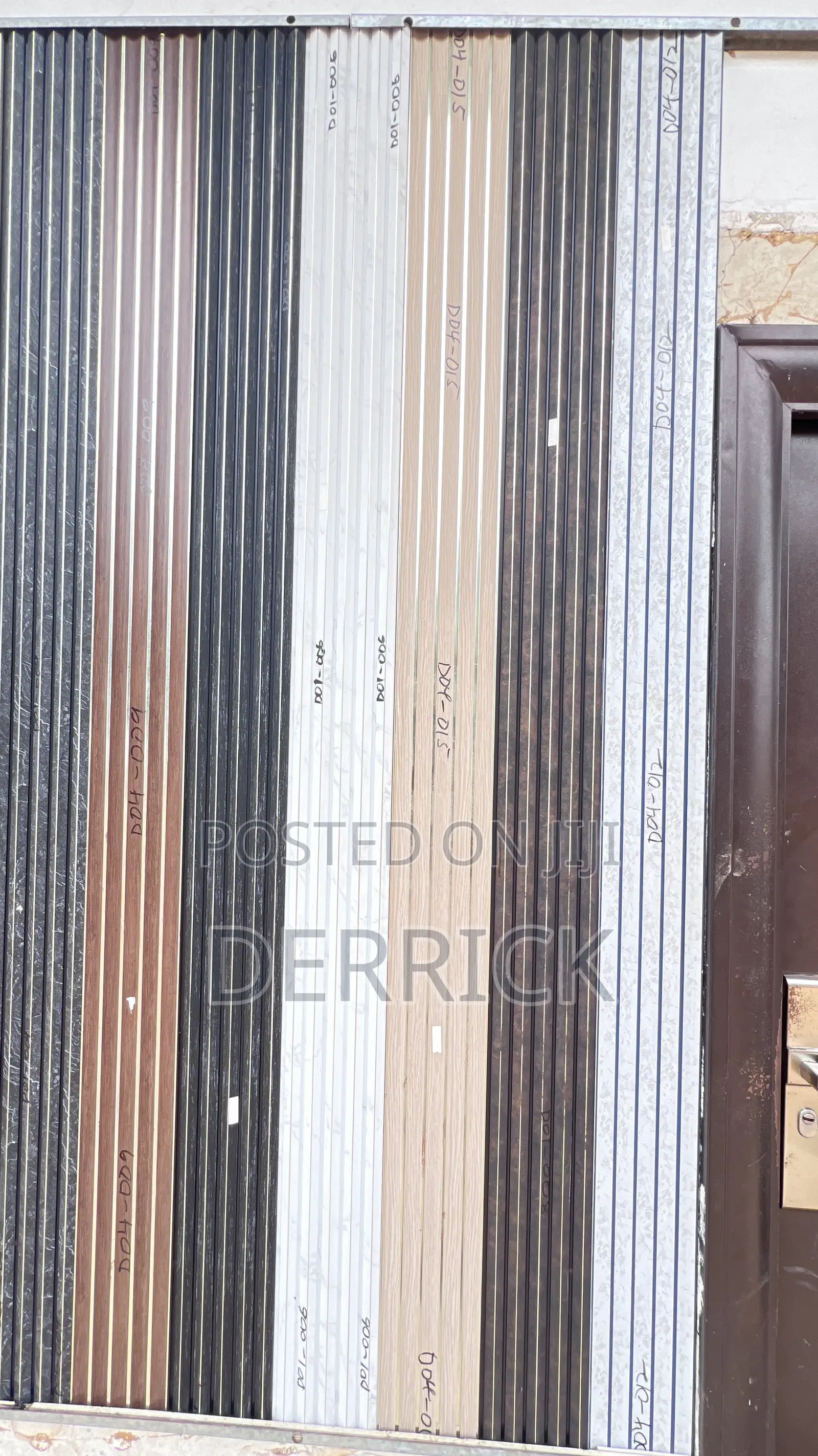 Luxury Fluted Wall Panel for Living Area, Office Facade.