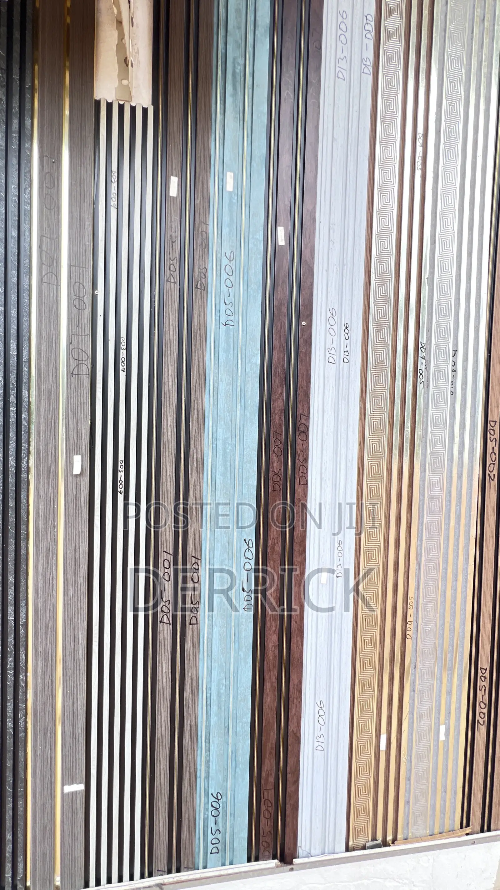 Luxury Fluted Wall Panel for Living Area, Office Facade.