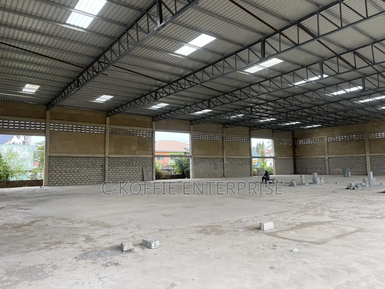 1750 SQM Warehouse at North Industrial Area