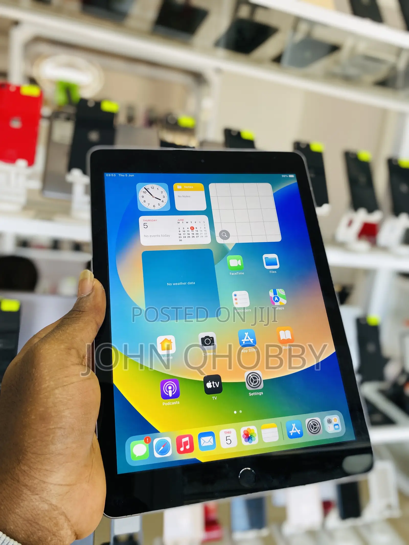 Apple iPad 9.7 32 GB Gray