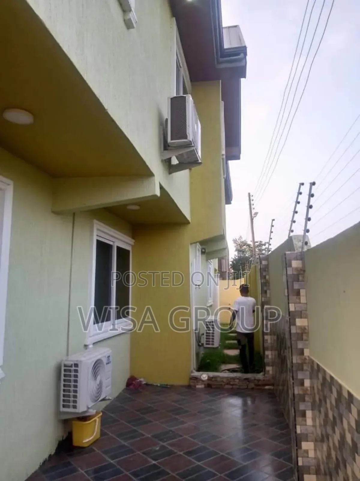 5bdrm Duplex in Wisa Group, Accra Metropolitan for rent