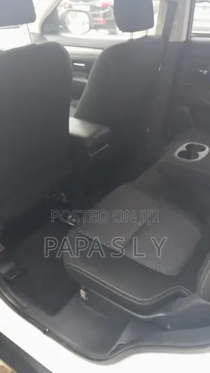 Mitsubishi Outlander ES FWD 2017 White