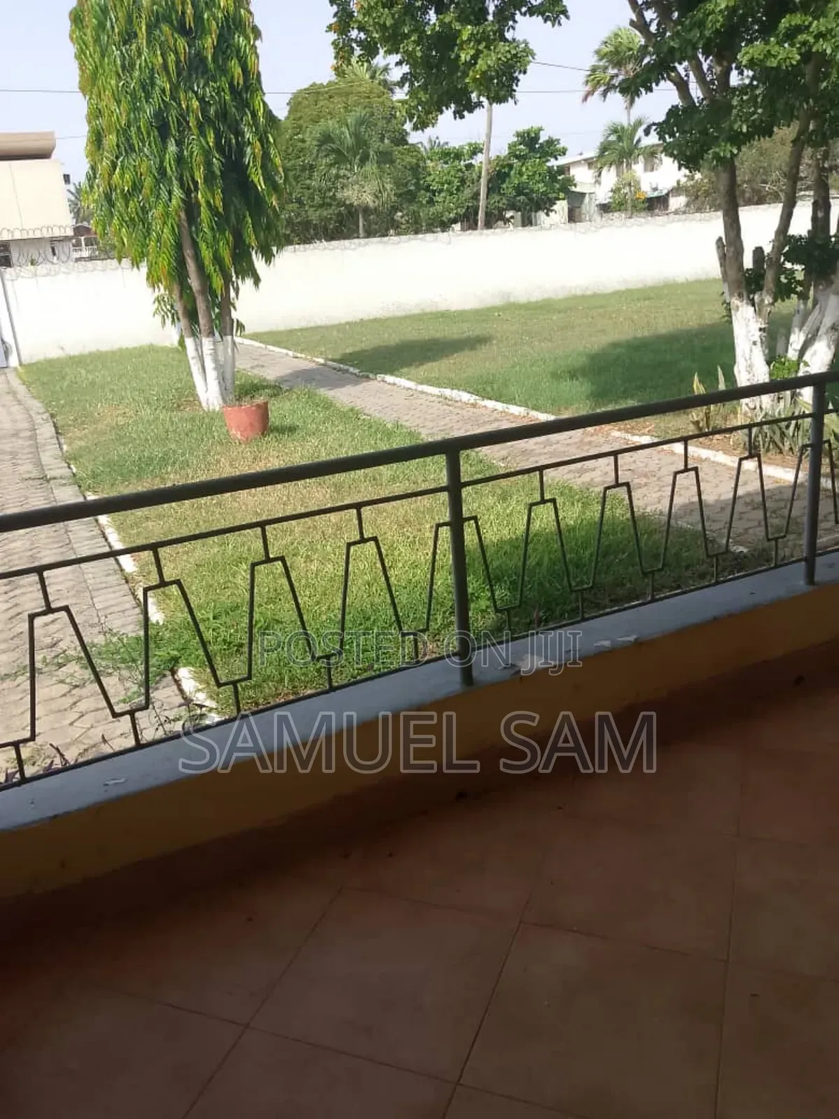 5bdrm House in Sos, Tema Metropolitan for rent
